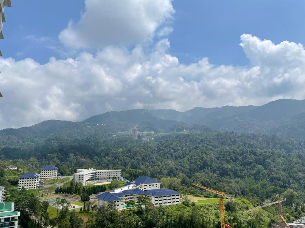 Windmill Upon Hills Osk Genting By Aurorahomes Genting Highlands Eksteriør billede